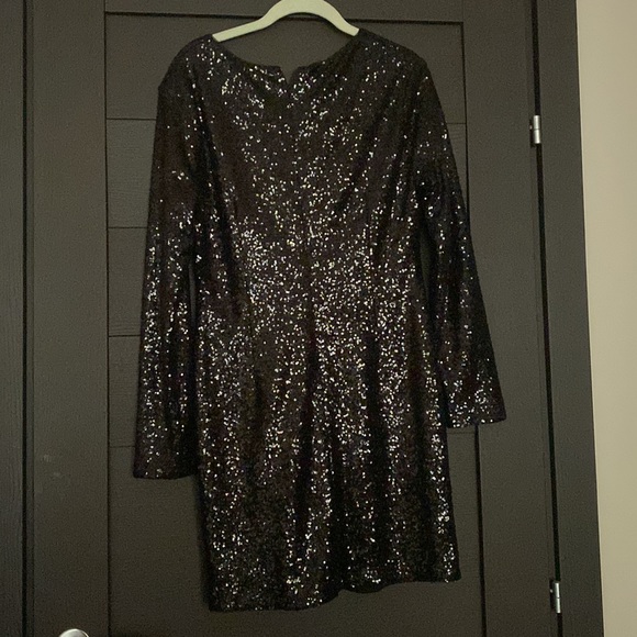 Black Dress with palettes